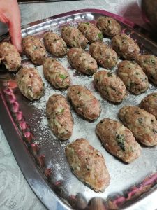 Keftedes (cypriot meatballs)