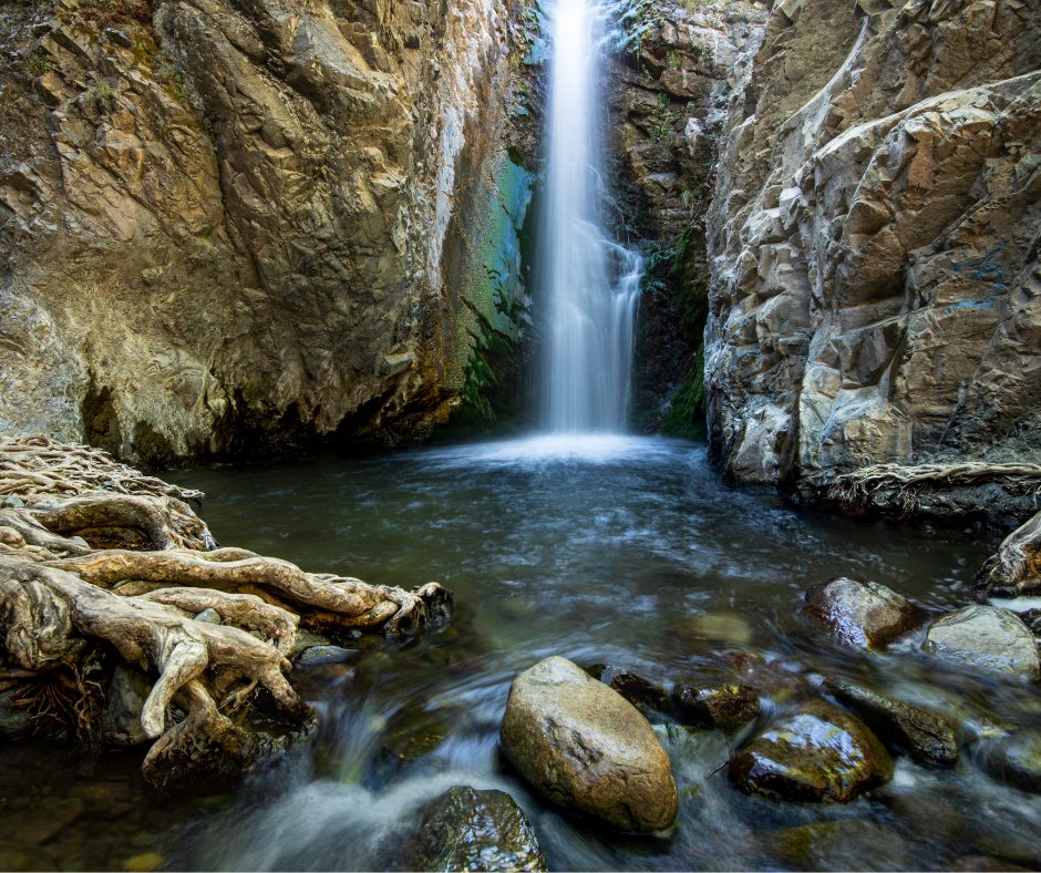 Millomeri waterfall