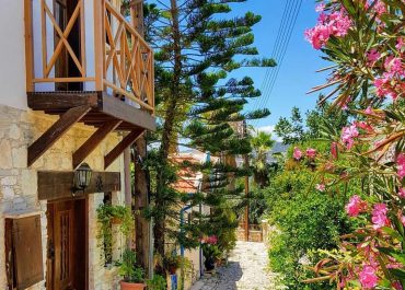 Lania village