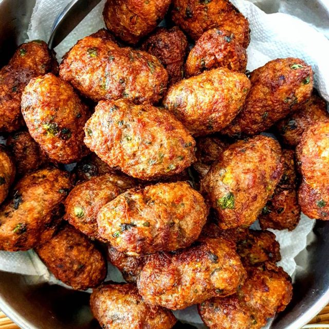 keftedes Cypriot meatballs