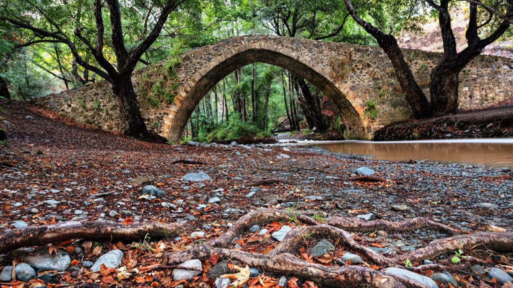 Tzelefos bridge